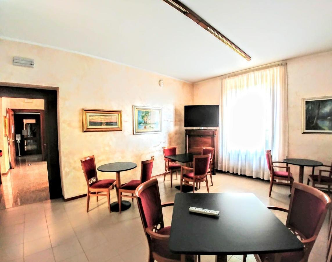 Hotel Carancini سالسوماجّوري تيرمي المظهر الخارجي الصورة