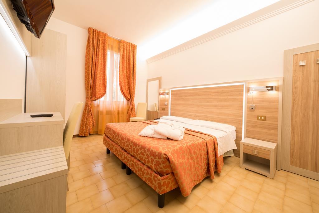 Hotel Carancini سالسوماجّوري تيرمي المظهر الخارجي الصورة